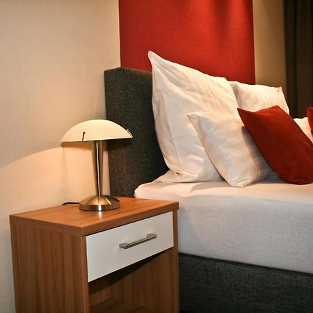 Haus Elisabeth Hotel บัดซัลซุงเงน ภายนอก รูปภาพ