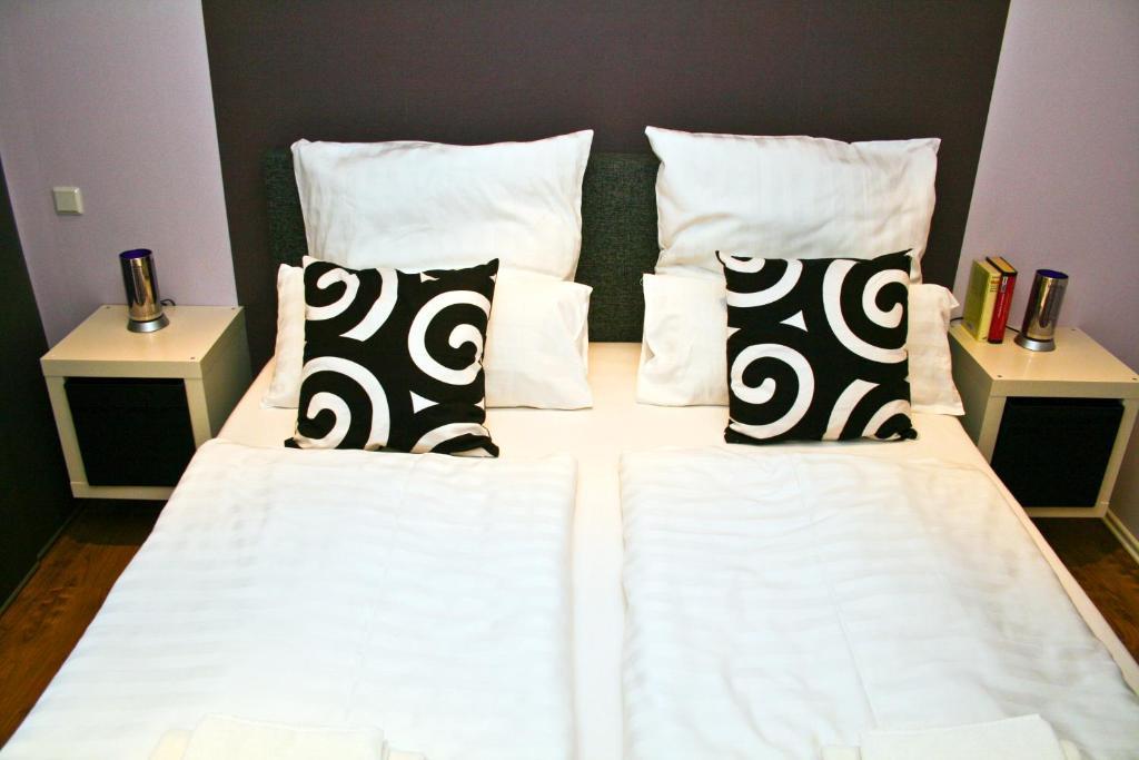 Haus Elisabeth Hotel บัดซัลซุงเงน ภายนอก รูปภาพ